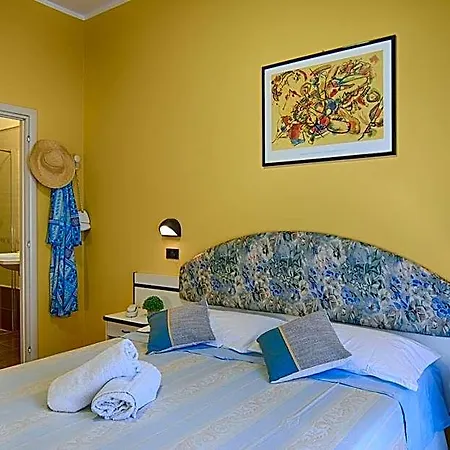 Madison Hotel 3*