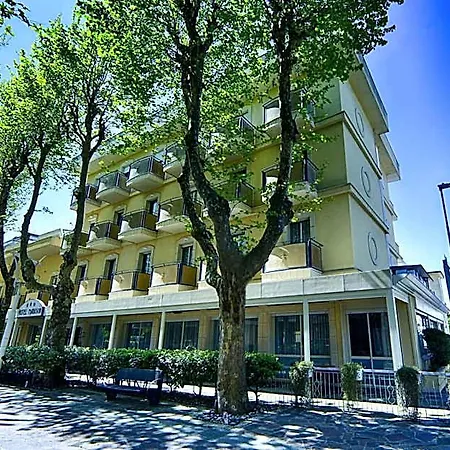 Madison Hotel